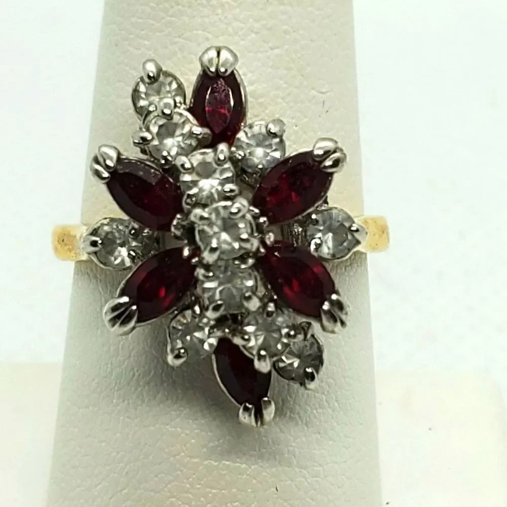Vintage Gold Tone & Silver Tone Red & Clear Rhinestone Ring (8)